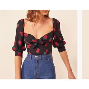 Fashion Sweetheart Neck Tie Bow Strawberry Print Blouse Back Smocked Slim Fitted